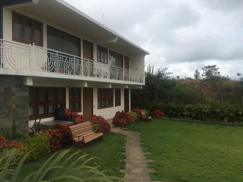 Leisure Vacations Heavenly Hills Villa Madikeri Esterno foto